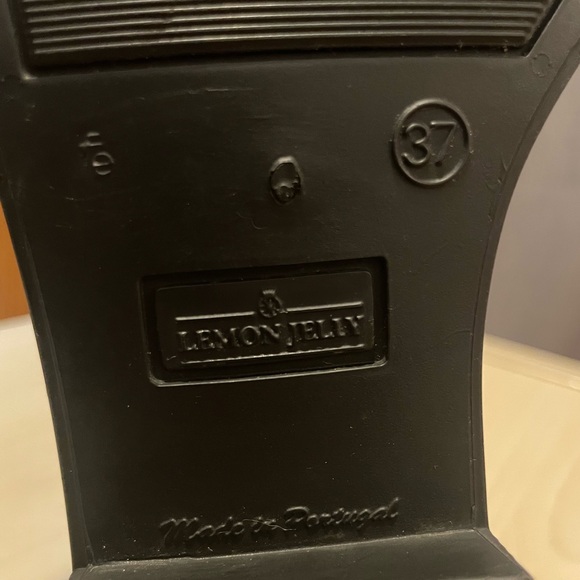 Matte Black LemonJelly size 7 ankle boot - Picture 2 of 5